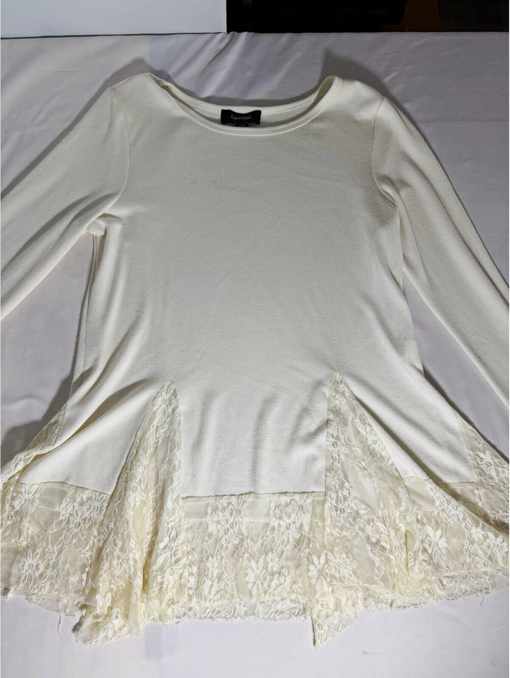 Karen Kane Women's White Long Sleeve Knit Top Lace Hem Round Neck Size M